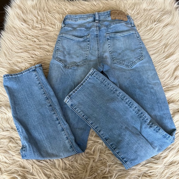 American Eagle Straight Leg Jeans - Picture 3 of 3